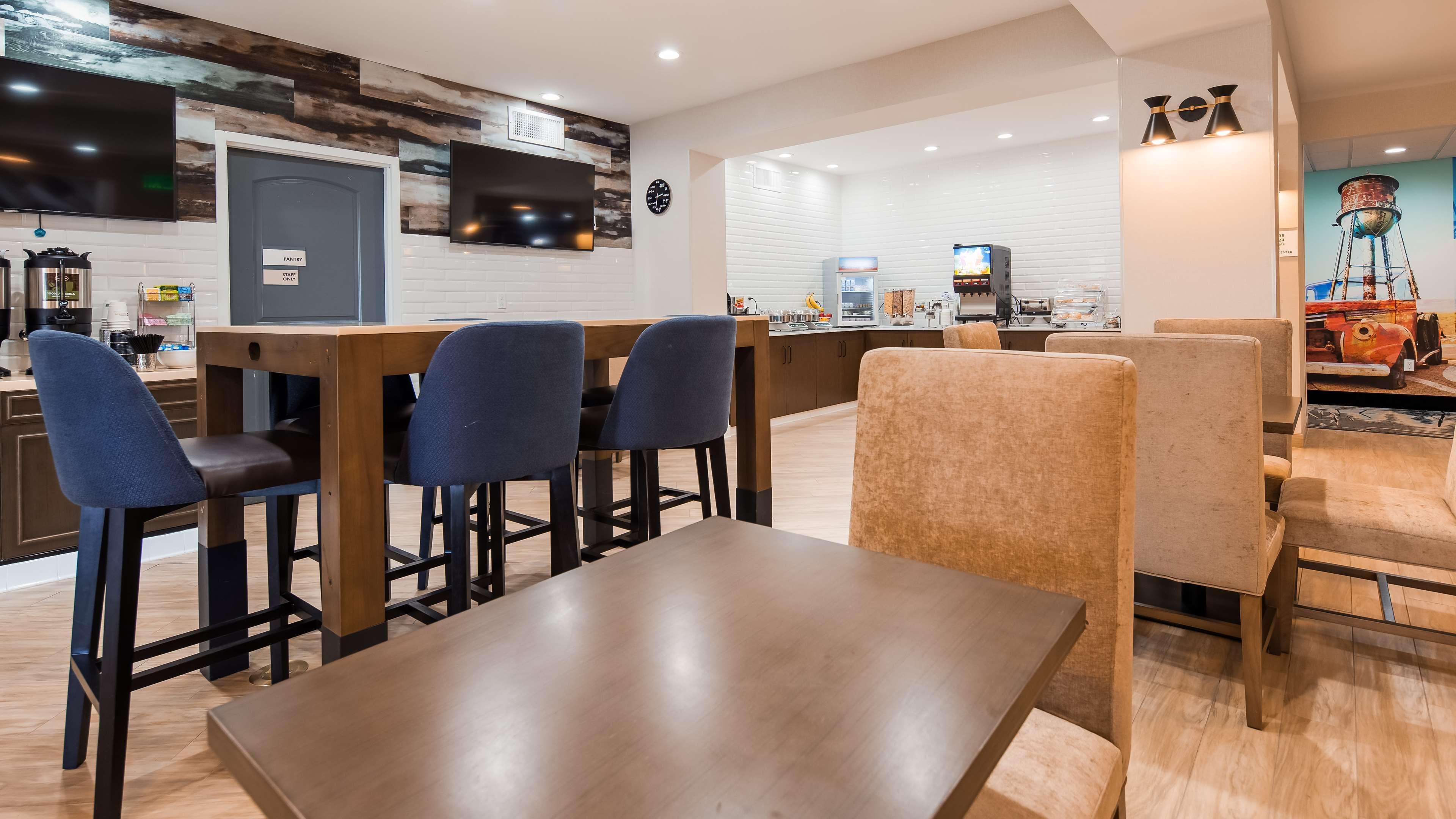 Best Western Plus New Barstow Inn & Suites Extérieur photo